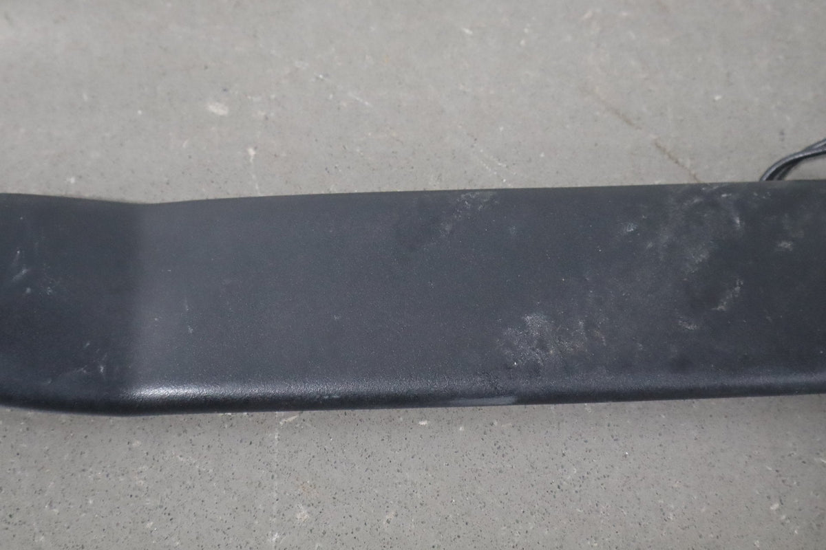 1984-1994 Chevrolet Corvette Left Front Seat Belt Buckle Saddle