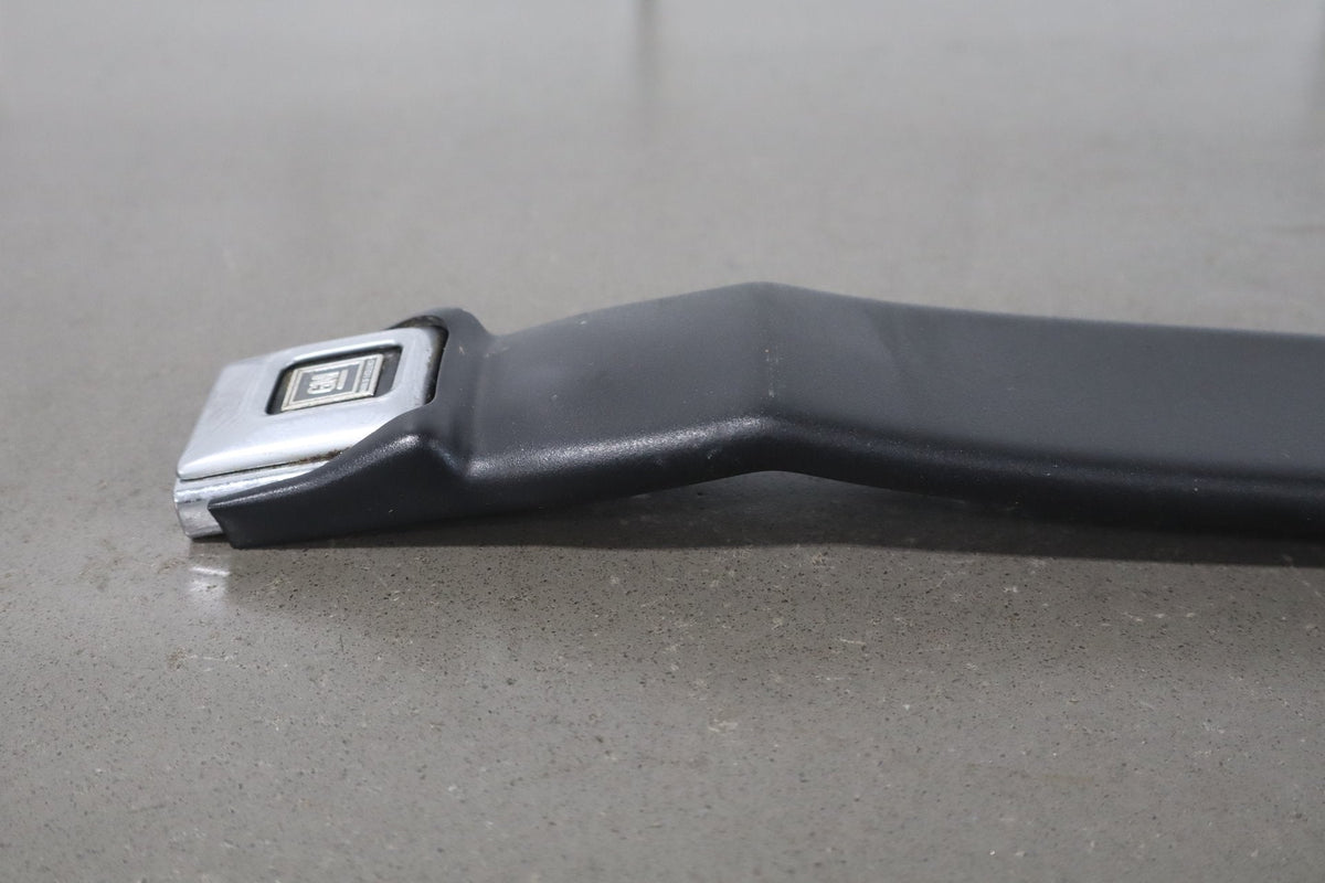 1984-1994 Chevrolet Corvette Left Front Seat Belt Buckle Saddle