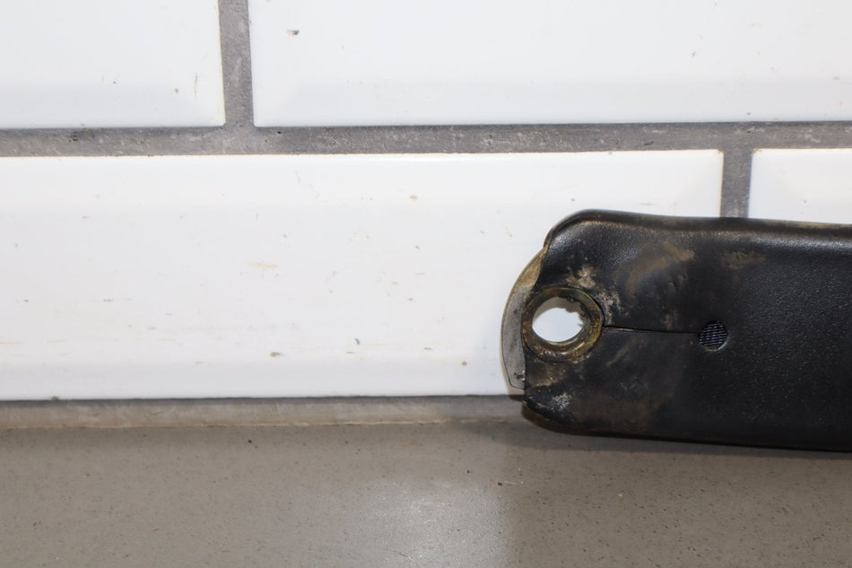 1984-1994 Chevrolet Corvette Right Front Seat Belt Buckle OEM