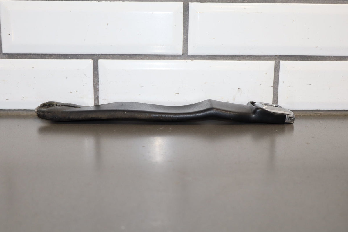 1984-1994 Chevrolet Corvette Right Front Seat Belt Buckle OEM