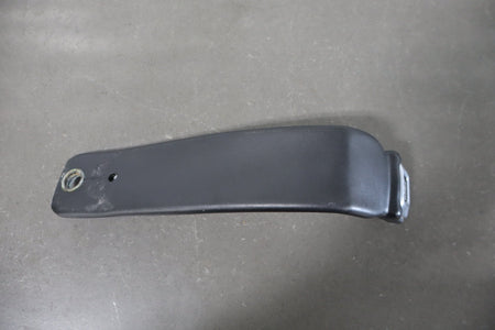 1984-1994 Chevrolet Corvette Right Front Seat Belt Buckle OEM