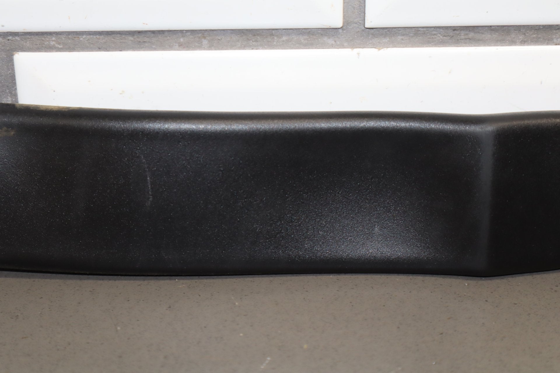 1984-1994 Chevrolet Corvette Right Front Seat Belt Buckle OEM