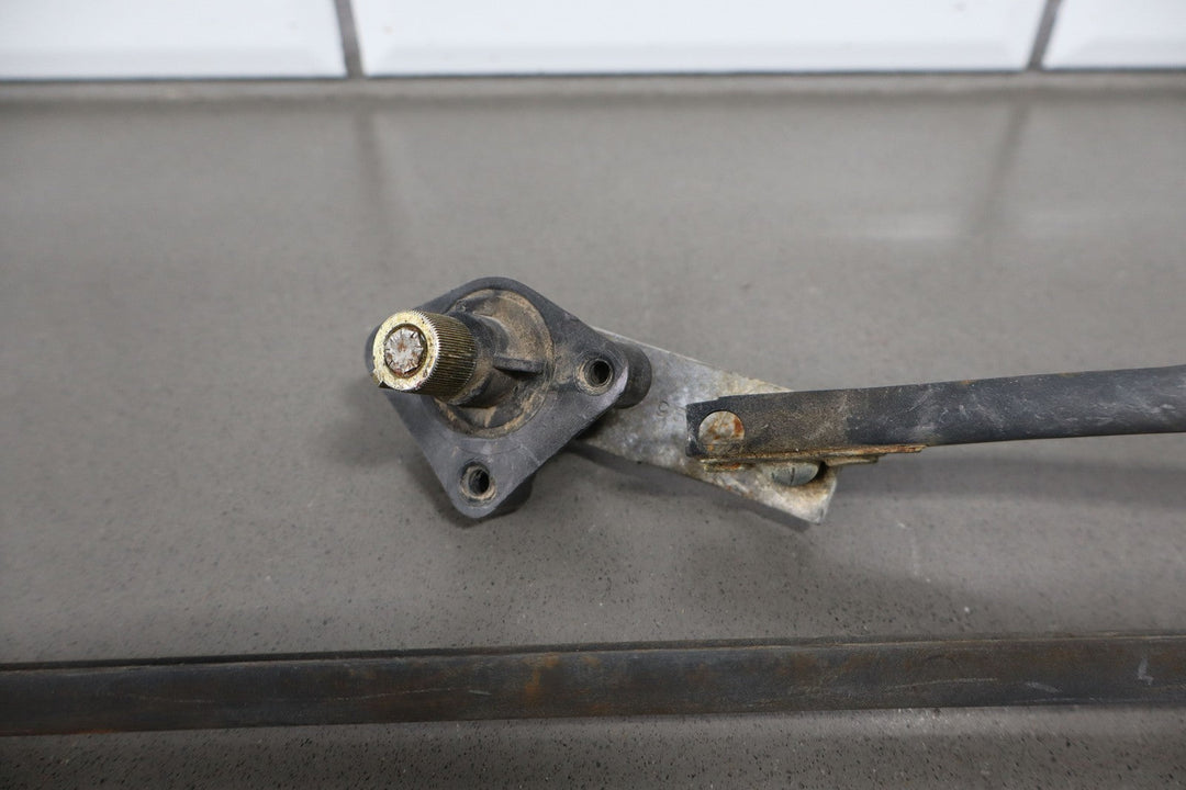 1984 - 1996 C4 Corvette Wiper Transmission W/Motor & Linkage