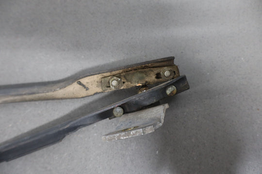 1984 - 1996 C4 Corvette Wiper Transmission W/Motor & Linkage