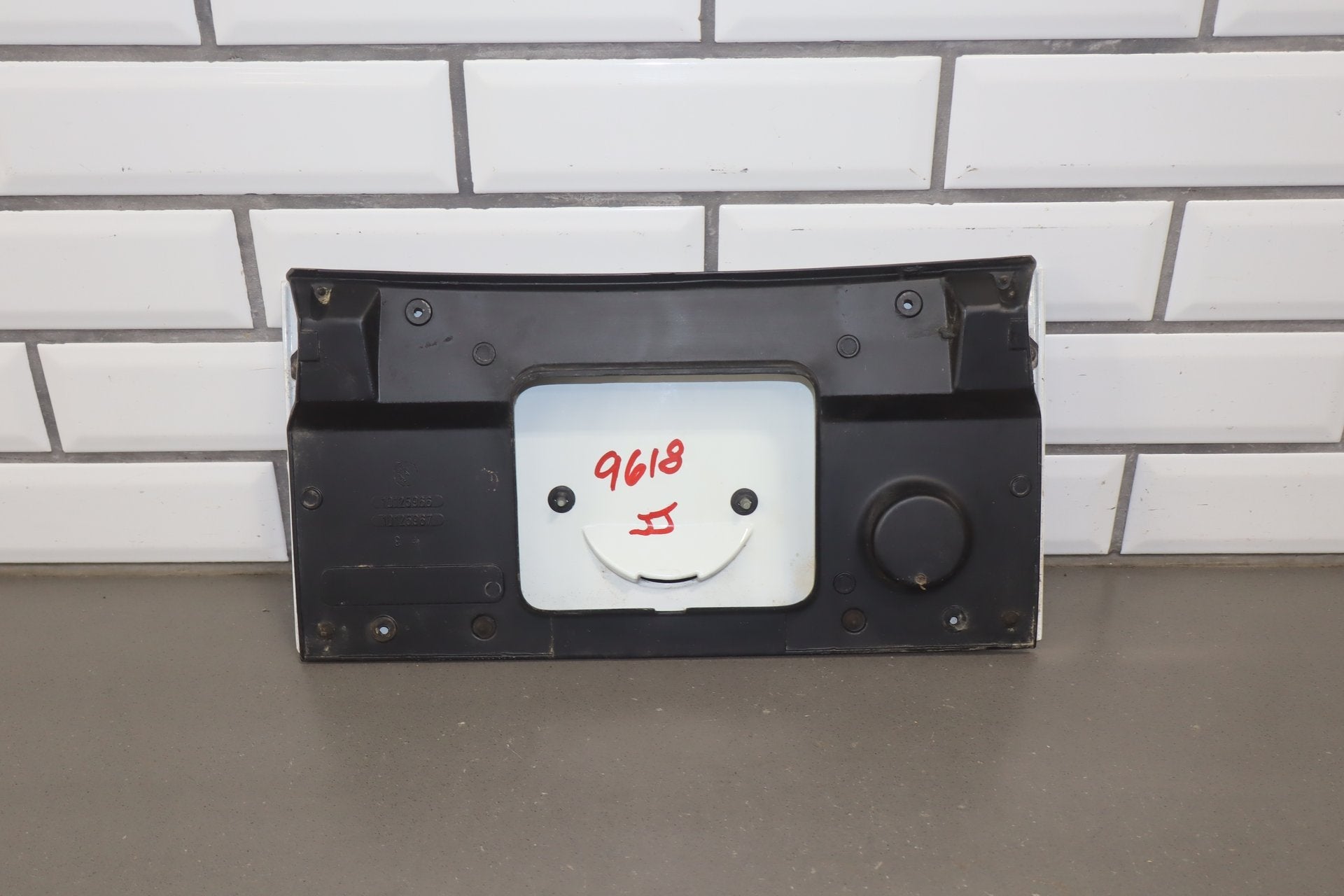 1984-1996 Chevrolet Corvette C4 Coupe- Fuel Filler Door Artic White 10