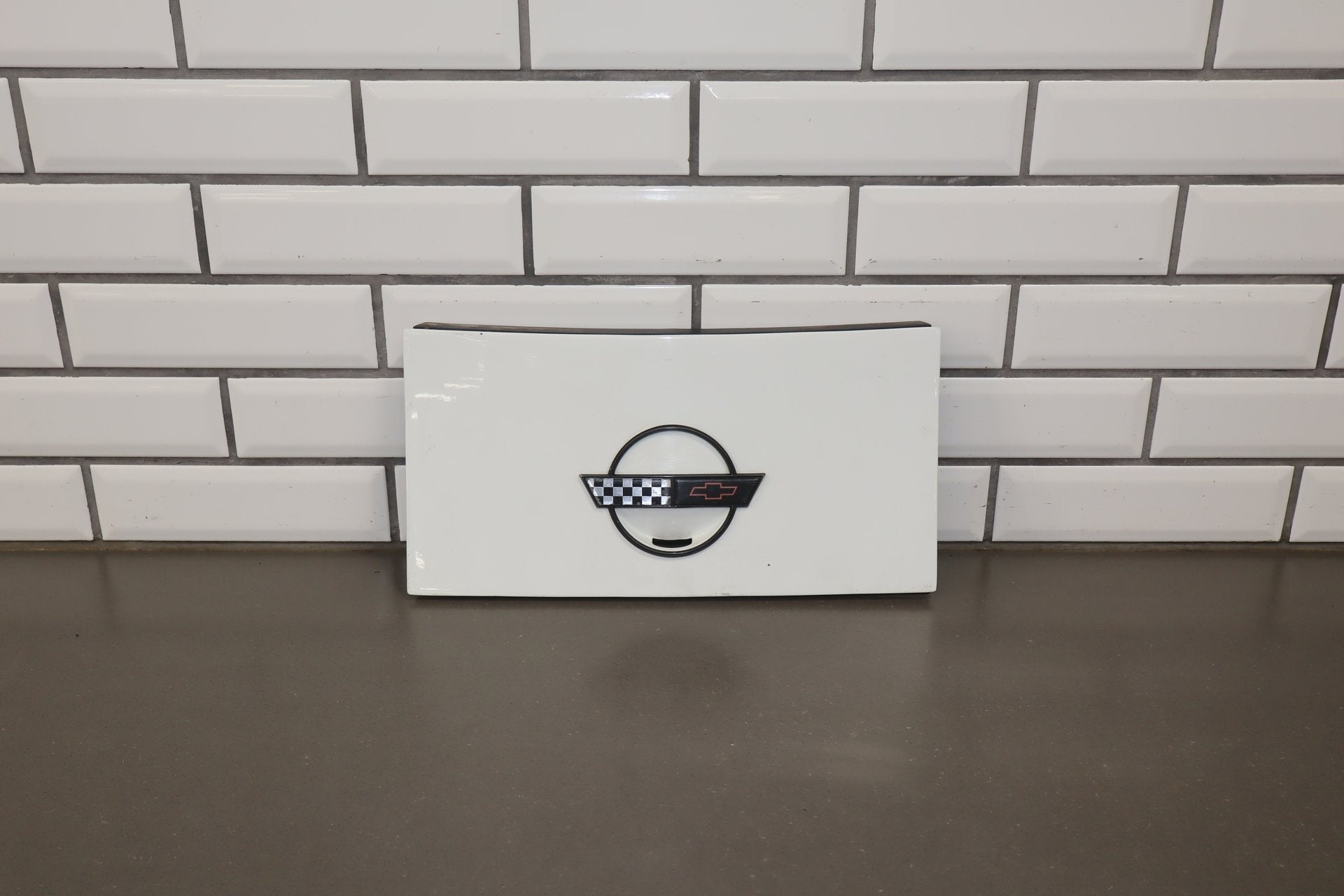 1984-1996 Chevrolet Corvette C4 Coupe- Fuel Filler Door Artic White 10