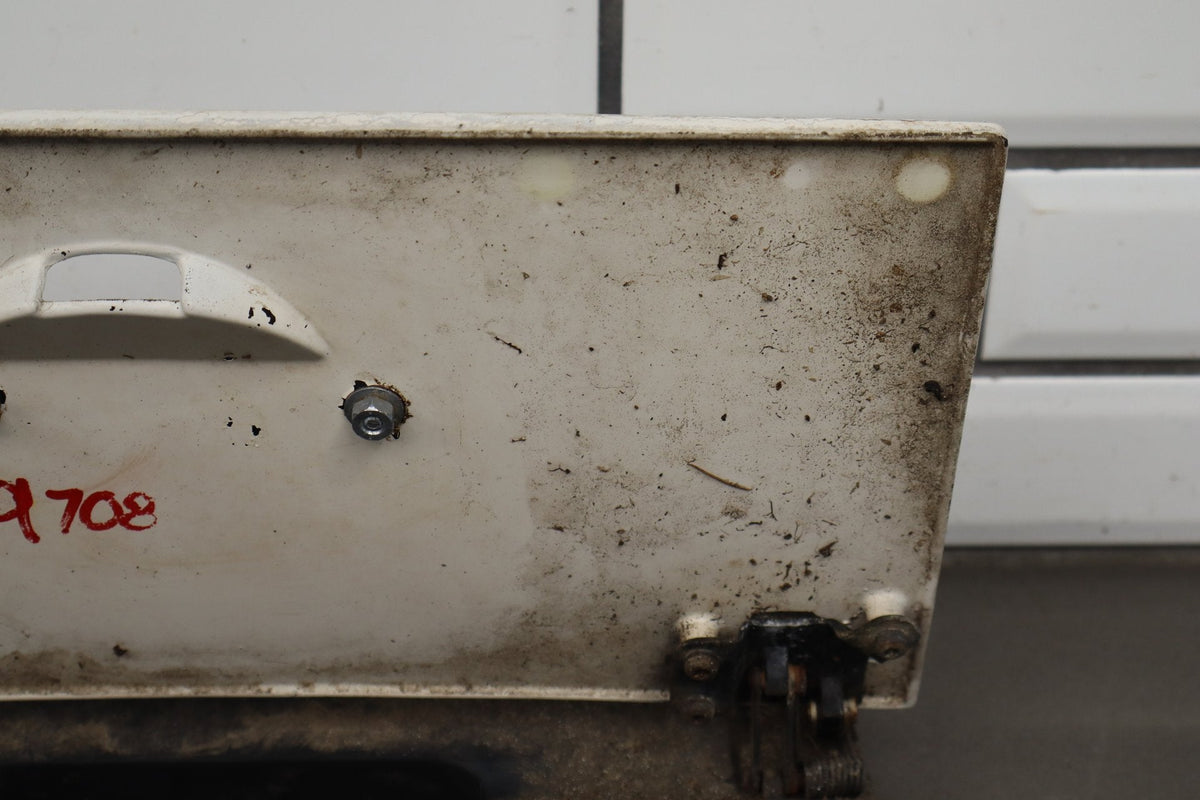 1984-1996 Chevrolet Corvette C4 Coupe - Fuel Filler Door Artic White