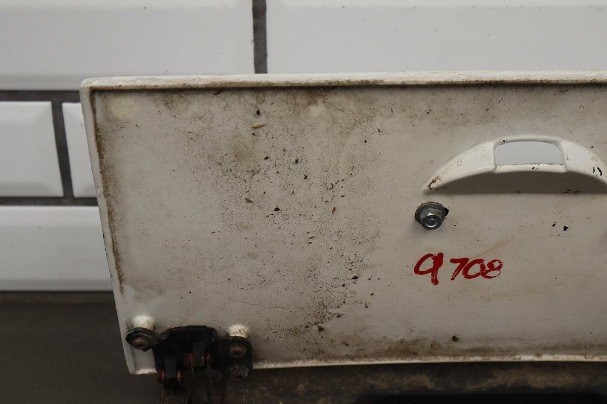 1984-1996 Chevrolet Corvette C4 Coupe - Fuel Filler Door Artic White