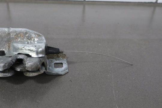 1984 - 1996 Chevrolet Corvette C4 Coupe Lid Latch