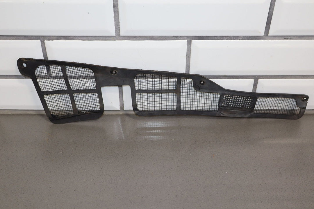 1984 - 1996 Chevrolet Corvette C4 - Cowl Screens