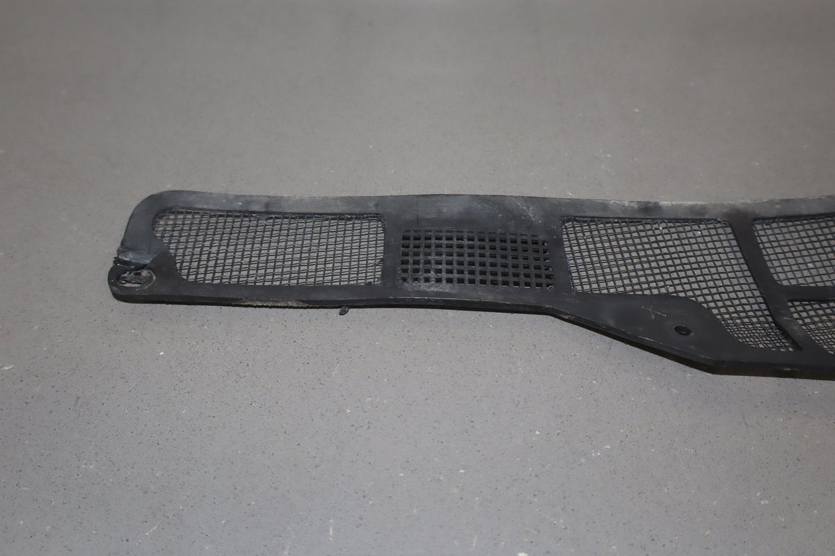 1984-1996 Chevrolet Corvette C4- Cowl Screens