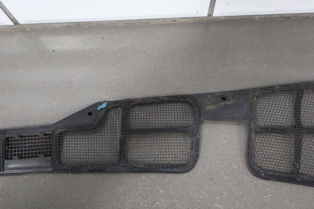 1984 - 1996 Chevrolet Corvette C4 - Cowl Screens
