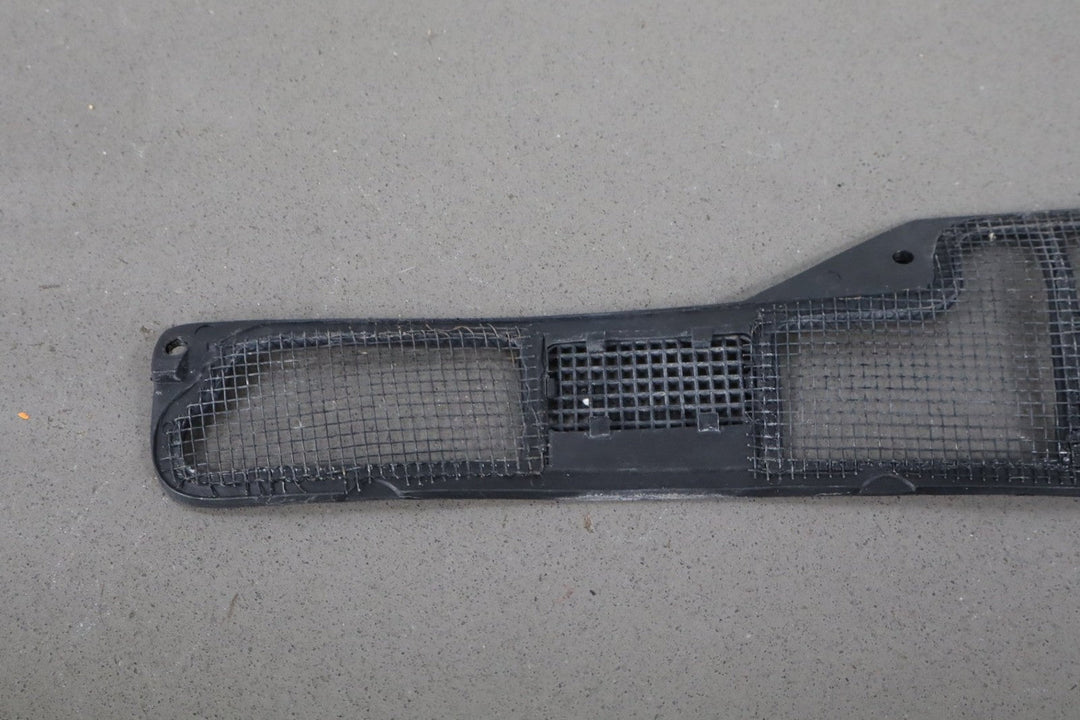 1984 - 1996 Chevrolet Corvette C4 - Cowl Screens