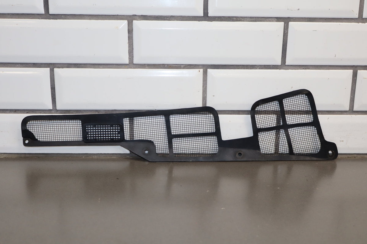 1984-1996 Chevrolet Corvette C4- Cowl Screens