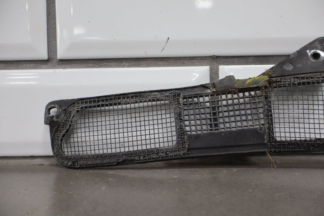 1984 - 1996 Chevrolet Corvette C4 - Cowl Screens