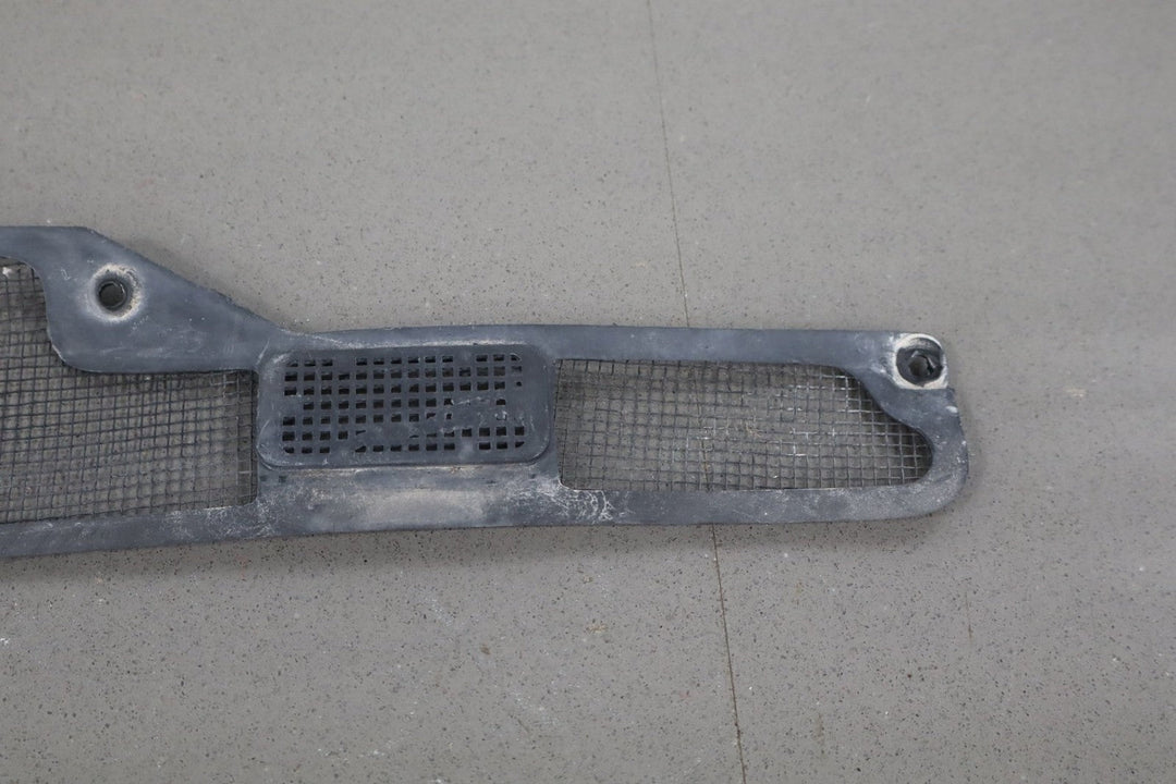 1984 - 1996 Chevrolet Corvette C4 - Cowl Screens