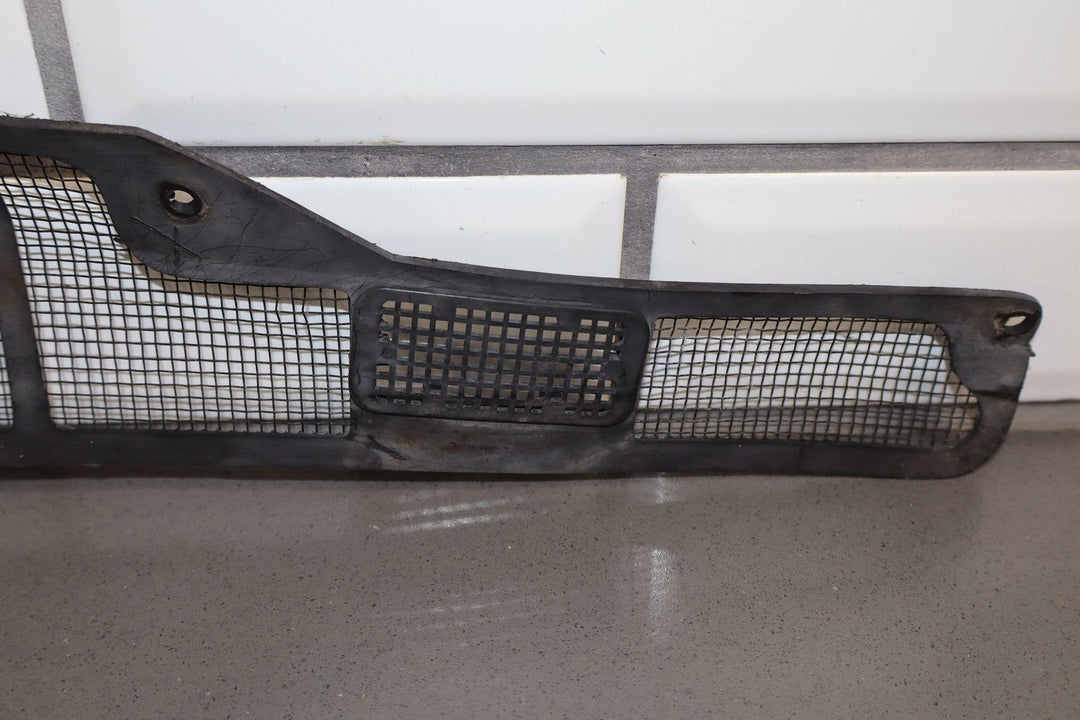 1984 - 1996 Chevrolet Corvette C4 - Cowl Screens