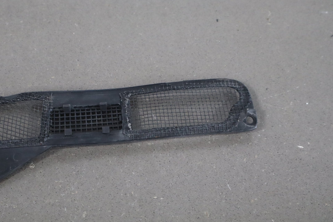 1984 - 1996 Chevrolet Corvette C4 - Cowl Screens