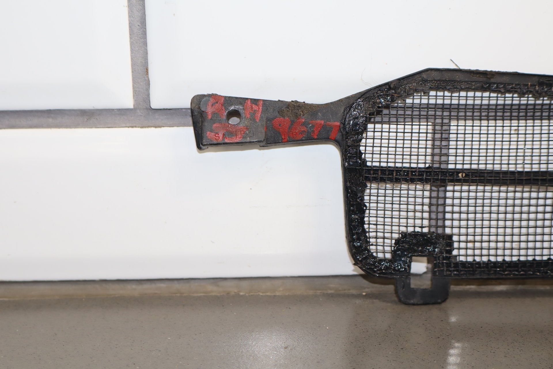 1984-1996 Chevrolet Corvette C4- Cowl Screens
