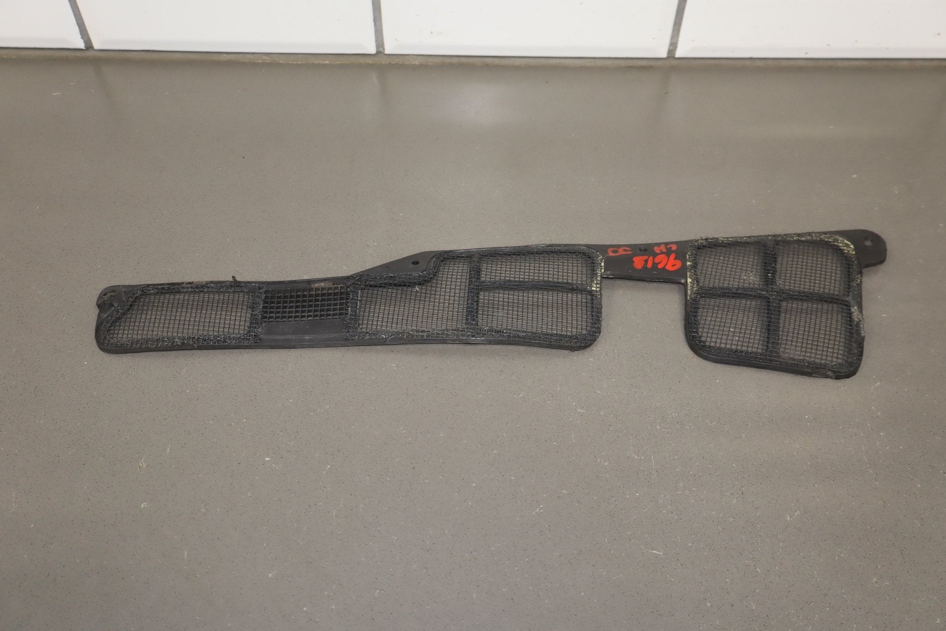 1984-1996 Chevrolet Corvette C4- Cowl Screens