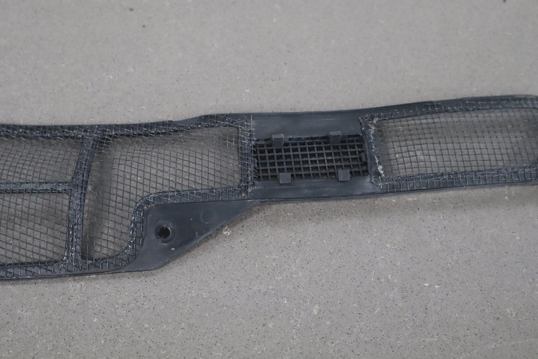 1984 - 1996 Chevrolet Corvette C4 - Cowl Screens