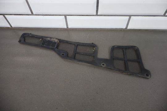 1984 - 1996 Chevrolet Corvette C4 - Cowl Screens