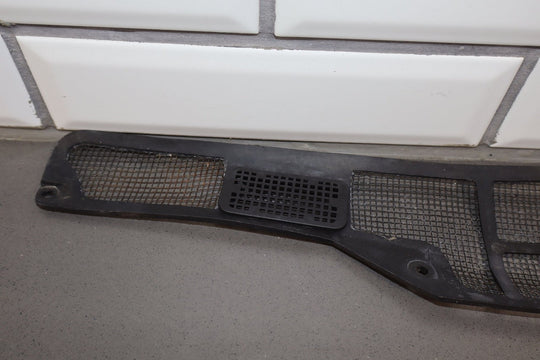1984 - 1996 Chevrolet Corvette C4 - Cowl Screens