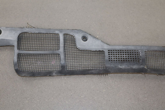 1984 - 1996 Chevrolet Corvette C4 - Cowl Screens