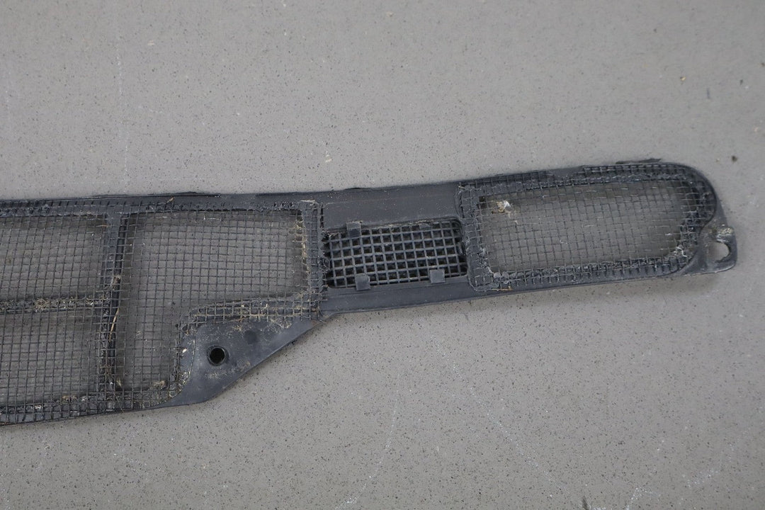 1984 - 1996 Chevrolet Corvette C4 - Cowl Screens