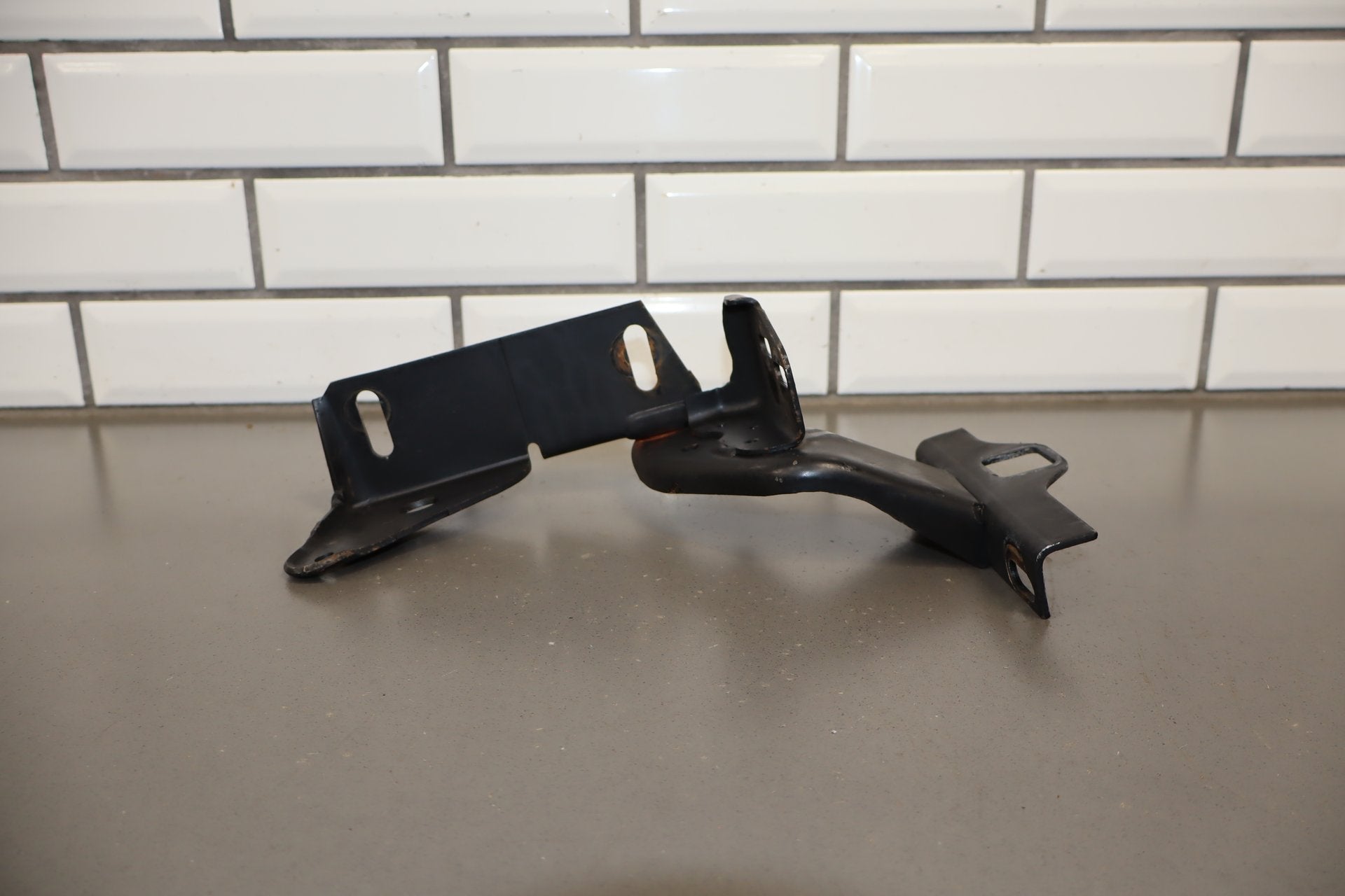 1984-1996 Chevrolet Corvette C4 Hood Hinges LH & RH