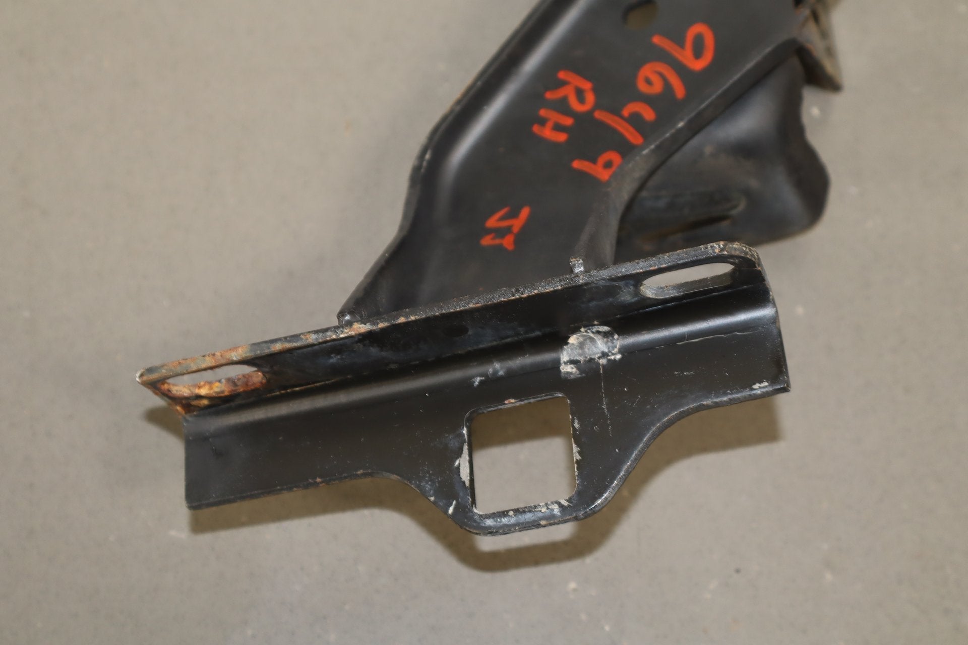 1984-1996 Chevrolet Corvette C4 Hood Hinges LH & RH