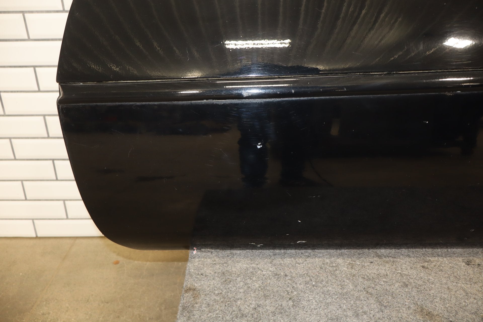 1984-1996 Chevrolet Corvette Convertible Left Front Door Black 41