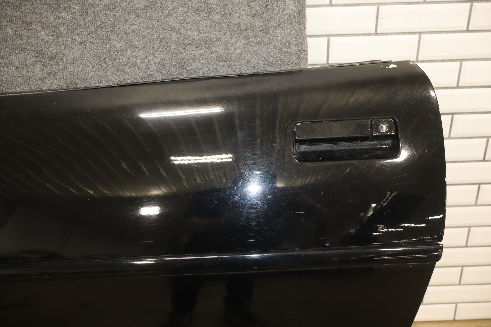 1984-1996 Chevrolet Corvette Convertible Left Front Door Black 41