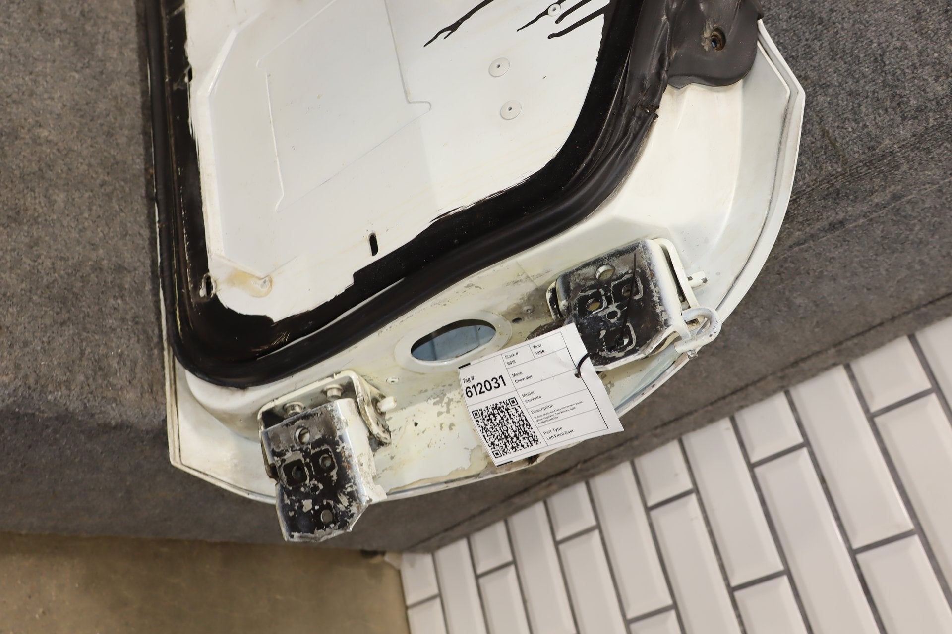 1984-1996 Chevrolet Corvette Left Front Door Artic White 10