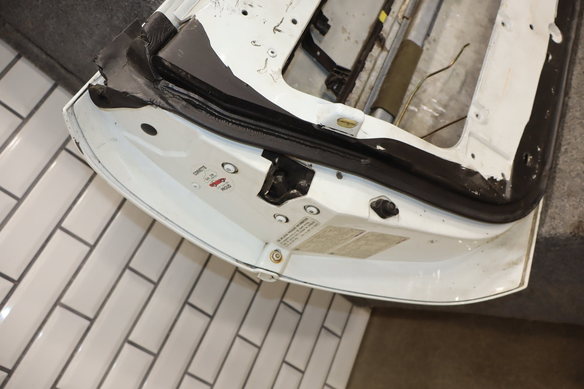 1984-1996 Chevrolet Corvette Left Front Door Artic White 10