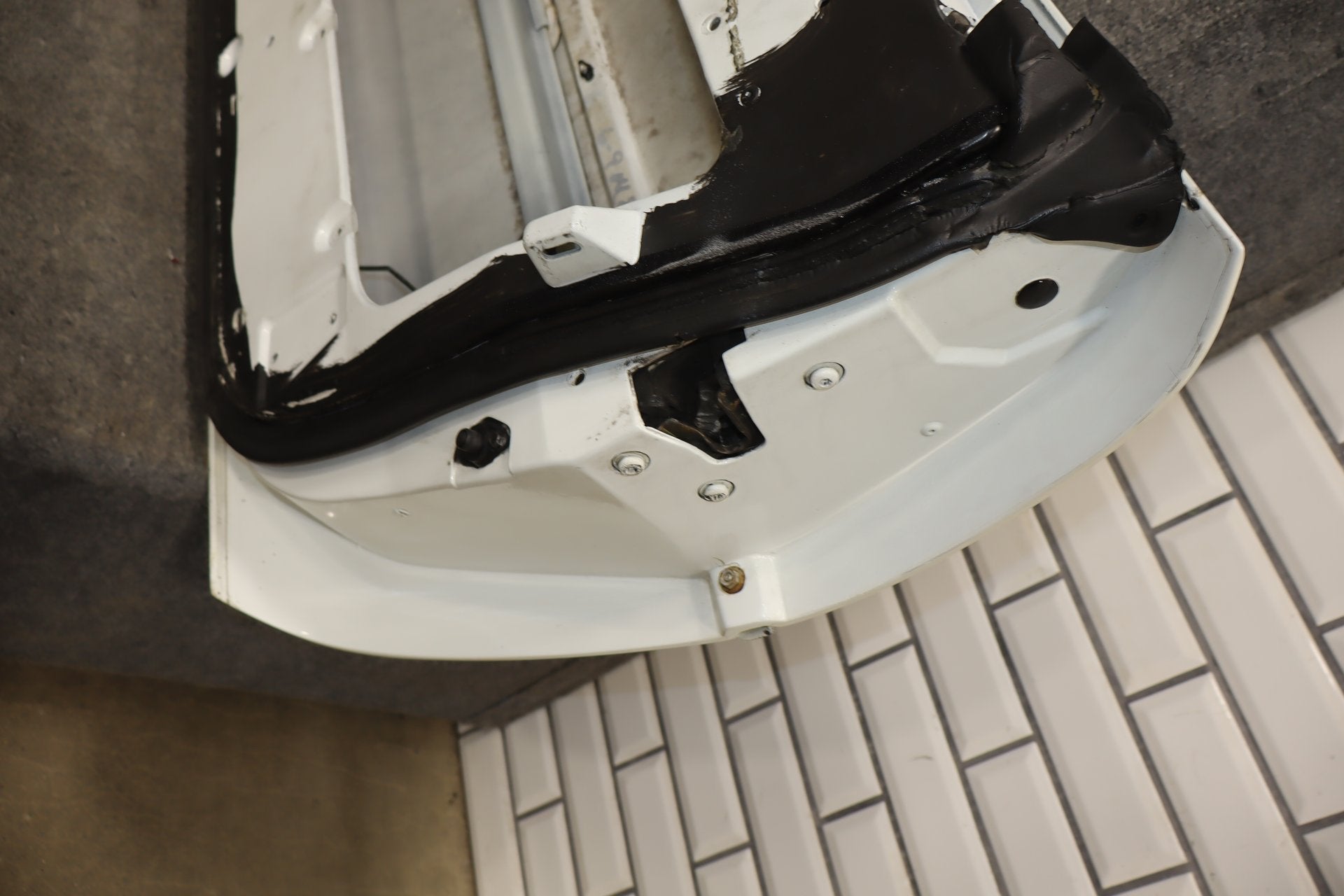 1984-1996 Chevrolet Corvette Right Front Door Artic White 10