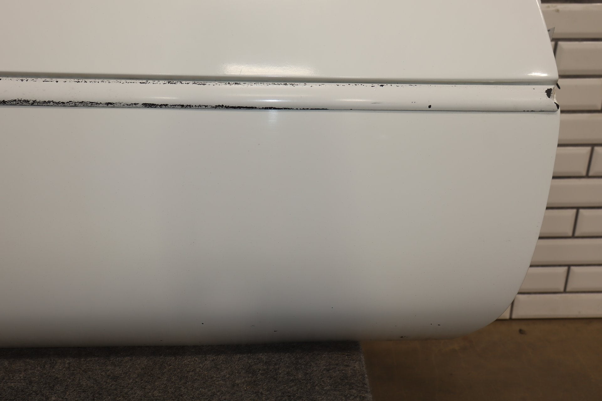 1984-1996 Chevrolet Corvette Right Front Door Artic White 10