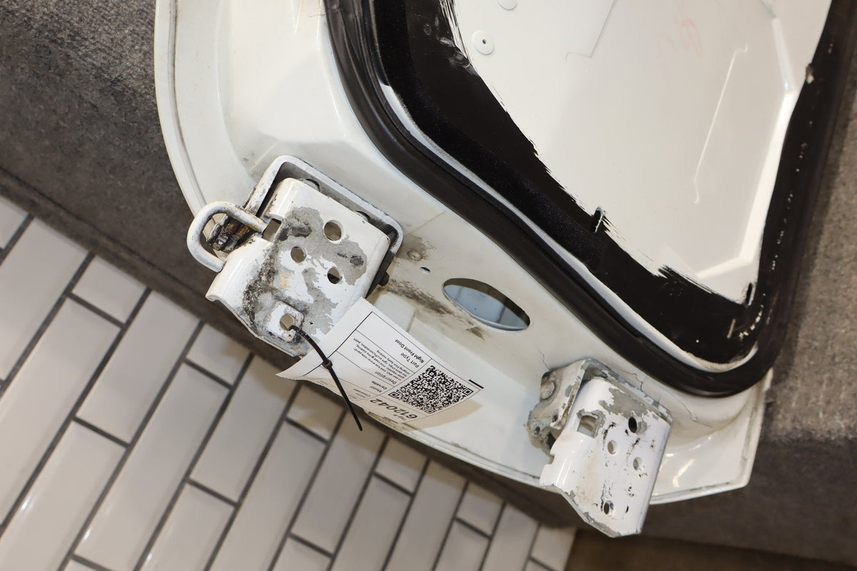 1984-1996 Chevrolet Corvette Right Front Door Artic White 10