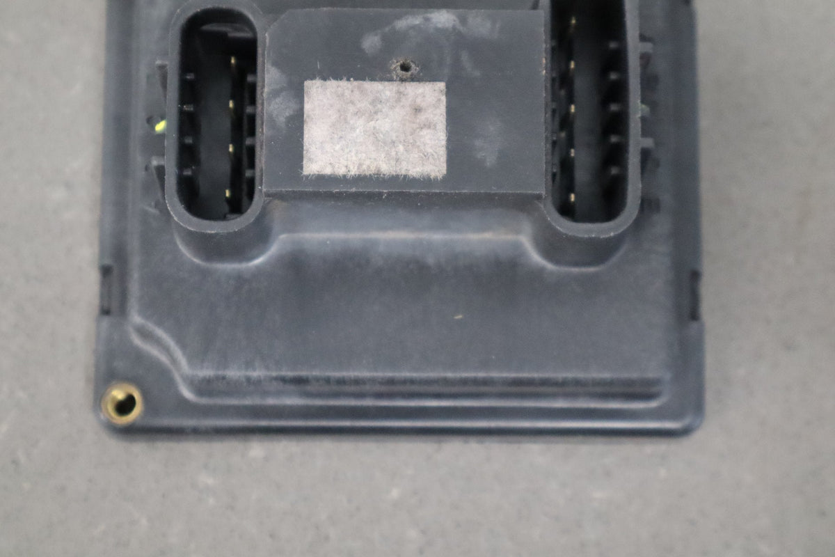 1984-2004 Chevrolet Corvette C4 - Chassis Computer PN: 16523917