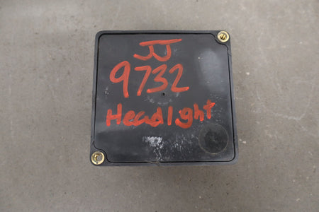 1984-2004 Chevrolet Corvette C4 - Lighting Computer PN: 16523917
