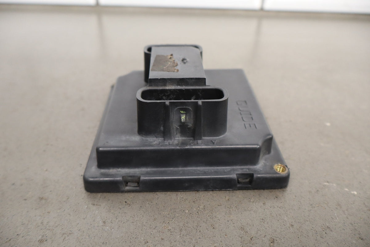 1984-2004 Chevrolet Corvette C4 - Lighting Computer PN: 16523917