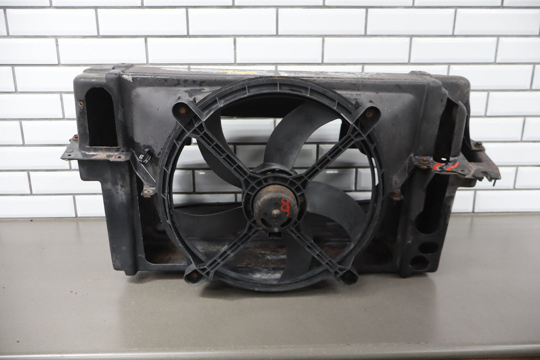 1984 Chevrolet Corvette 5.7L Cross Fire Radiator Retainer W/ Cooling Fan OEM