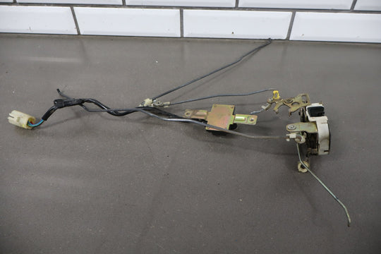 1984 Nissan 300ZX 2+0 Left Front Door Latch Assembly with Rods