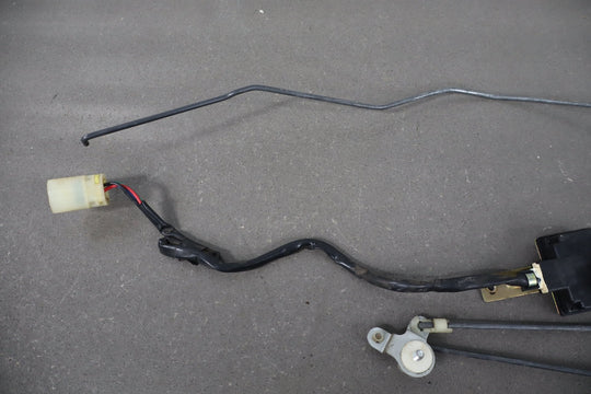 1984 Nissan 300ZX 2+0 Left Front Door Latch Assembly with Rods