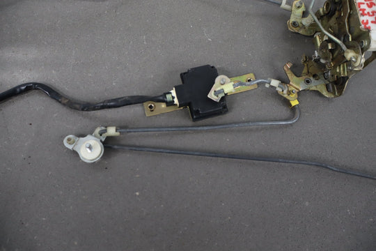 1984 Nissan 300ZX 2+0 Left Front Door Latch Assembly with Rods