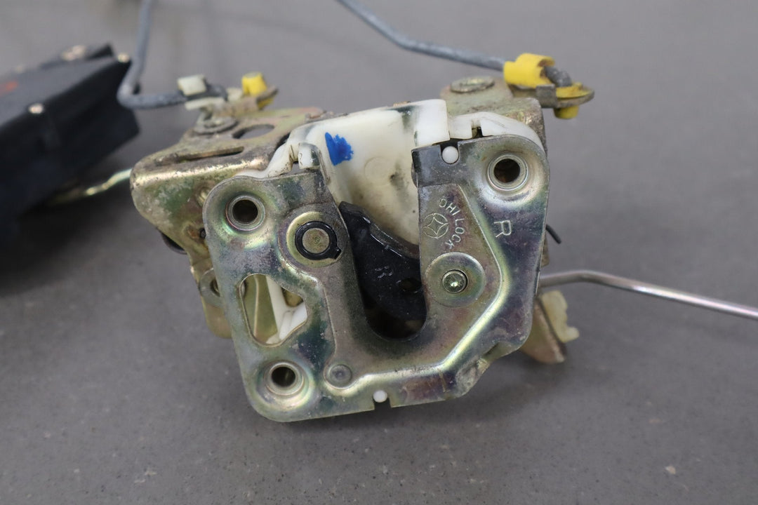 1984 Nissan 300ZX 2+0 Right Front Door Latch OEM