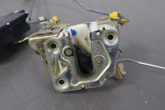 1984 Nissan 300ZX 2+0 Right Front Door Latch OEM