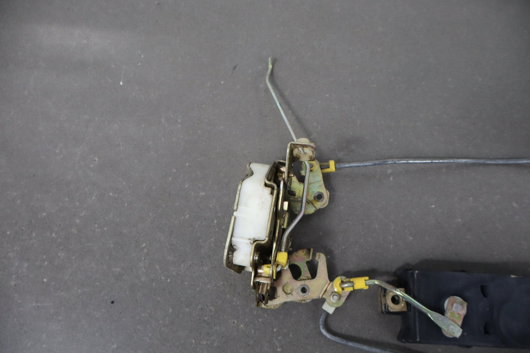 1984 Nissan 300ZX 2+0 Right Front Door Latch OEM