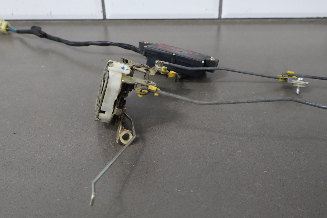 1984 Nissan 300ZX 2+0 Right Front Door Latch OEM