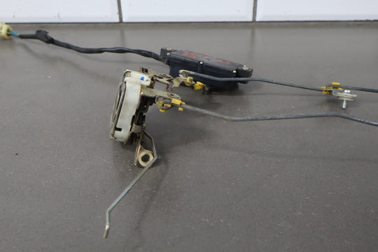 1984 Nissan 300ZX 2+0 Right Front Door Latch OEM